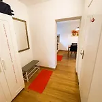 Familienbauernhof Strassbauer