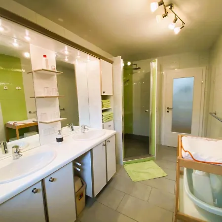 Familienbauernhof Strassbauer Farmház