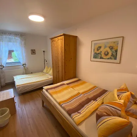 Κατάλυμα σε φάρμα Familienbauernhof Strassbauer *