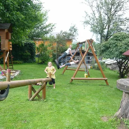 Familienbauernhof Strassbauer Farmház