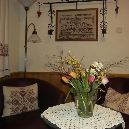 Familienbauernhof Strassbauer Κατάλυμα σε φάρμα
