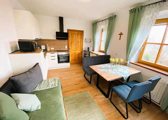 Familienbauernhof Strassbauer *