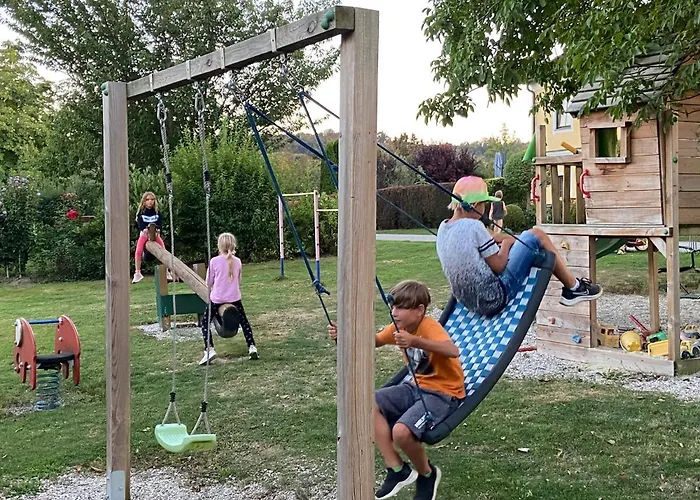 Familienbauernhof Strassbauer * Steinakirchen Am Forst