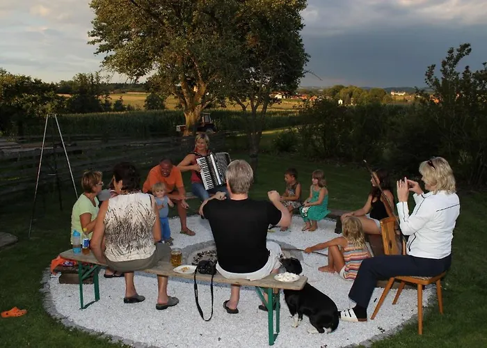 Lantgård Familienbauernhof Strassbauer Steinakirchen Am Forst