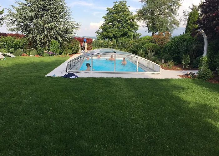 Lantgård Familienbauernhof Strassbauer *